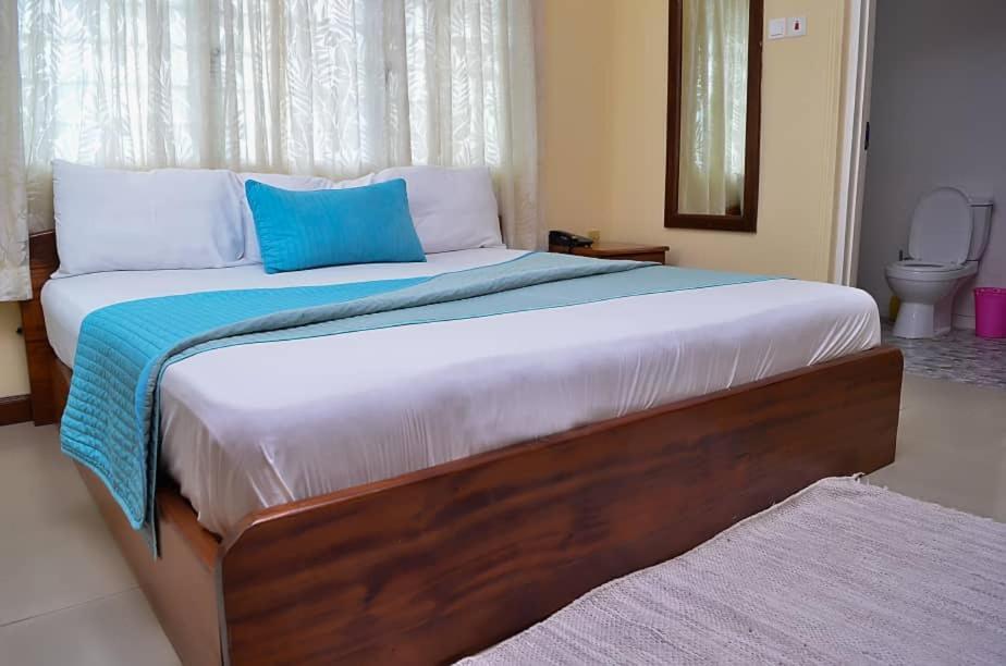 Hotel Loreto Cape Coast Dış mekan fotoğraf