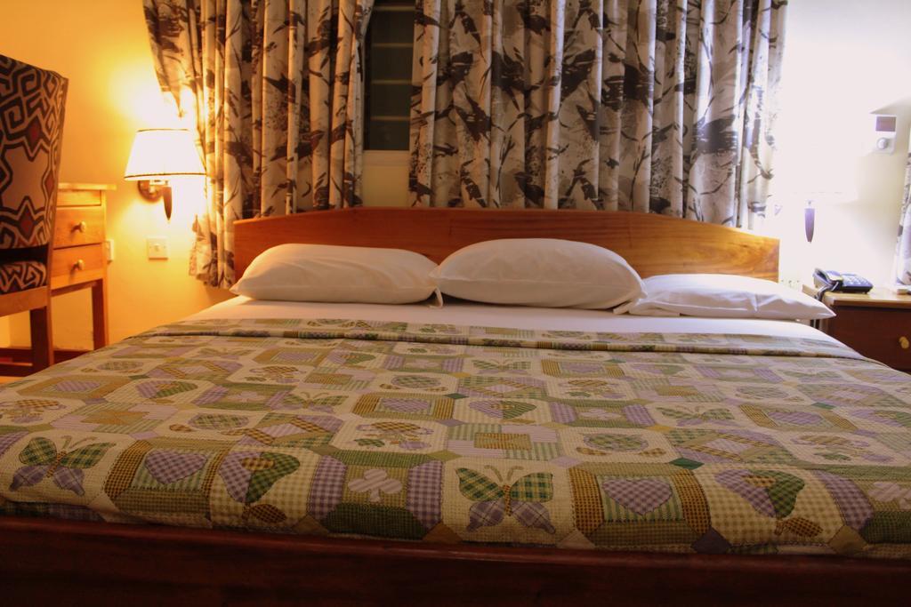 Hotel Loreto Cape Coast Dış mekan fotoğraf