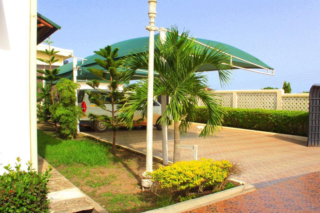 Hotel Loreto Cape Coast Dış mekan fotoğraf