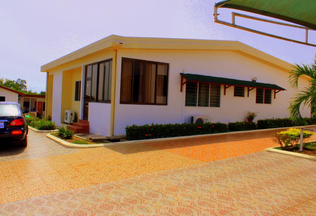 Hotel Loreto Cape Coast Dış mekan fotoğraf